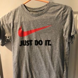 Boys Nike tee
